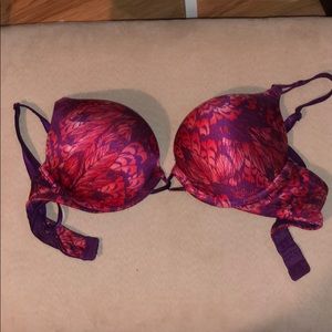 Victoria Secret miraculous plunge bra